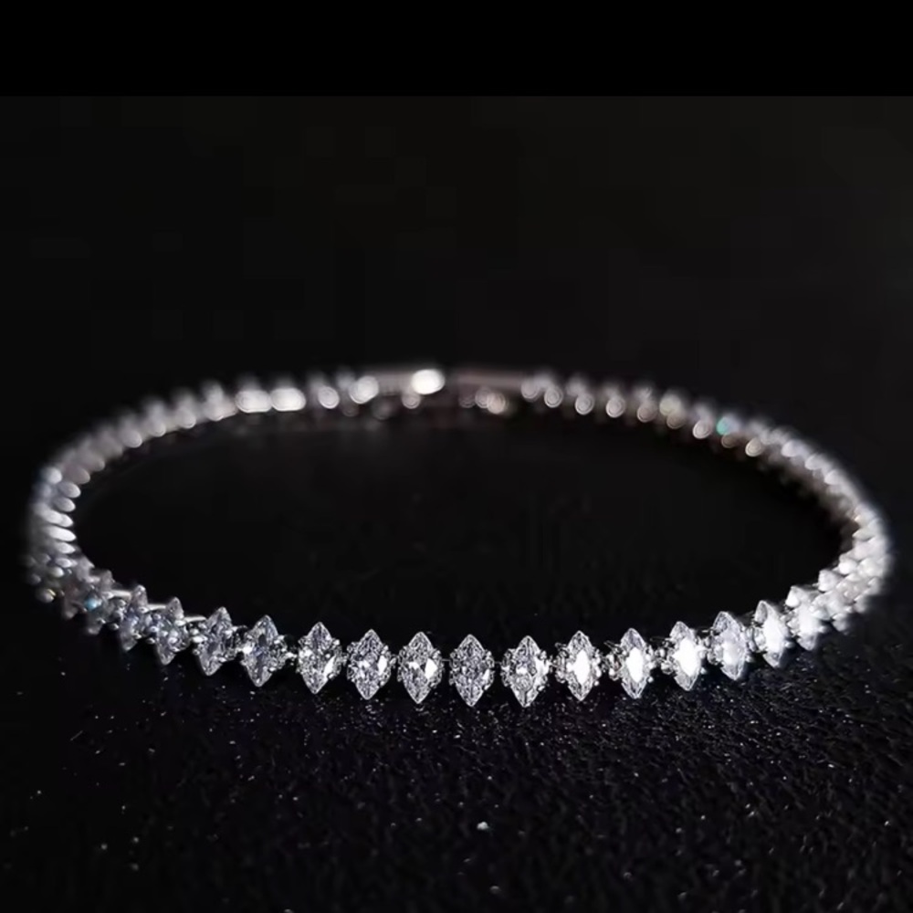🌟 Tennis Bracelet